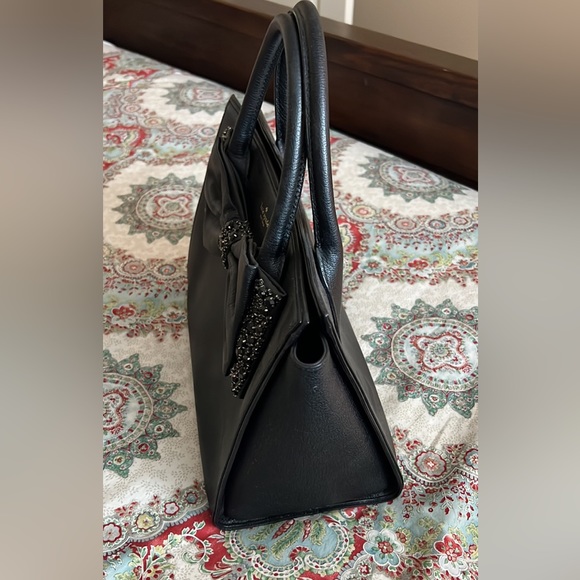 Kate Spade New York Meriwether Manor Place Black Leather Bow Crystal Satchel Bag - Picture 2 of 3